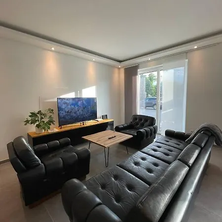Neuwertige Erdgeschosswohnung Mit Terrasse In Kruft! Apartman Kruft