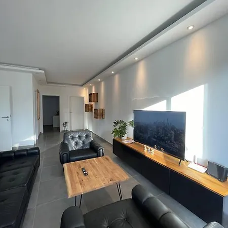 Neuwertige Erdgeschosswohnung Mit Terrasse In Kruft! *