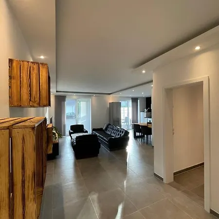 Neuwertige Erdgeschosswohnung Mit Terrasse In Kruft! Apartman Kruft