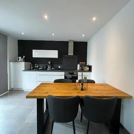 Neuwertige Erdgeschosswohnung Mit Terrasse In Kruft!