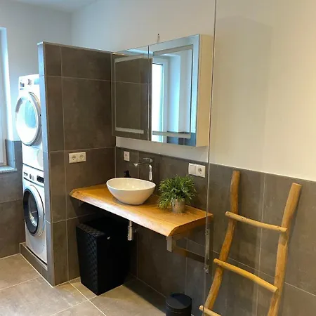 Neuwertige Erdgeschosswohnung Mit Terrasse In Kruft! Kruft